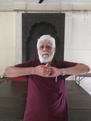 Yoga Name: Ganesh Mudra