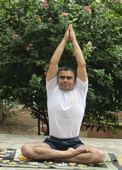 Yoga: Parvatasana